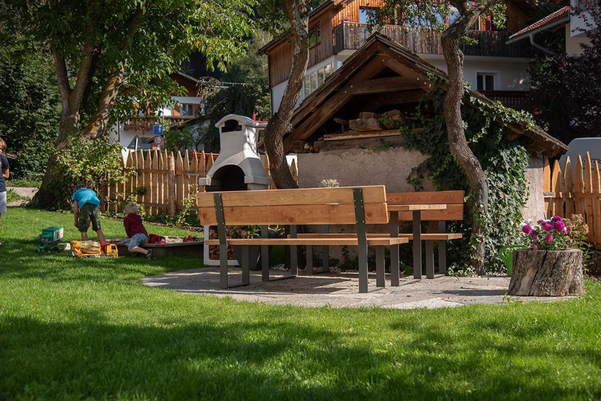 Willmuellerhof Apartamento Perca Exterior foto